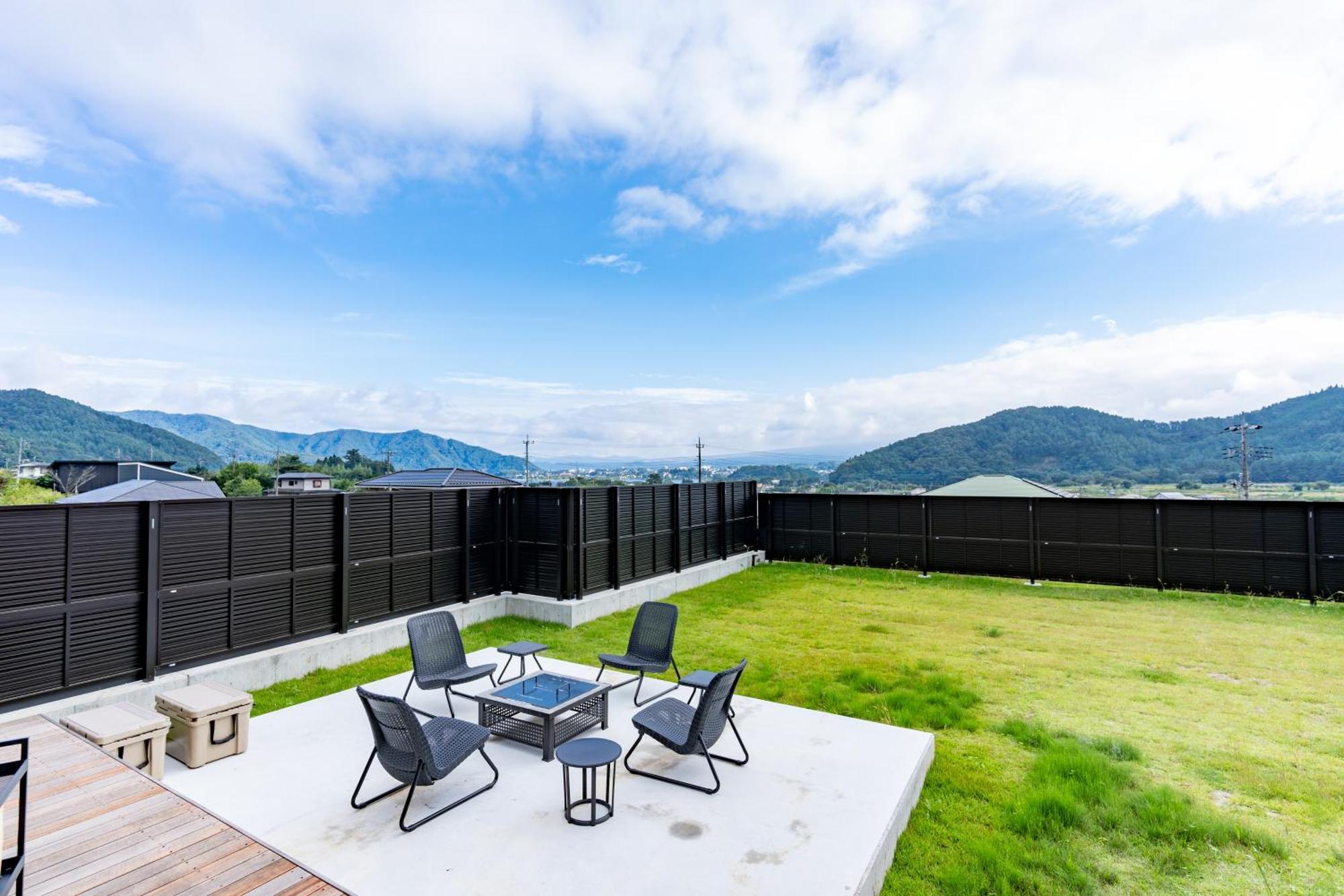 Fuji View And Spa Resort Tsumugi Kawaguchiko Fujikawaguchiko Exterior photo
